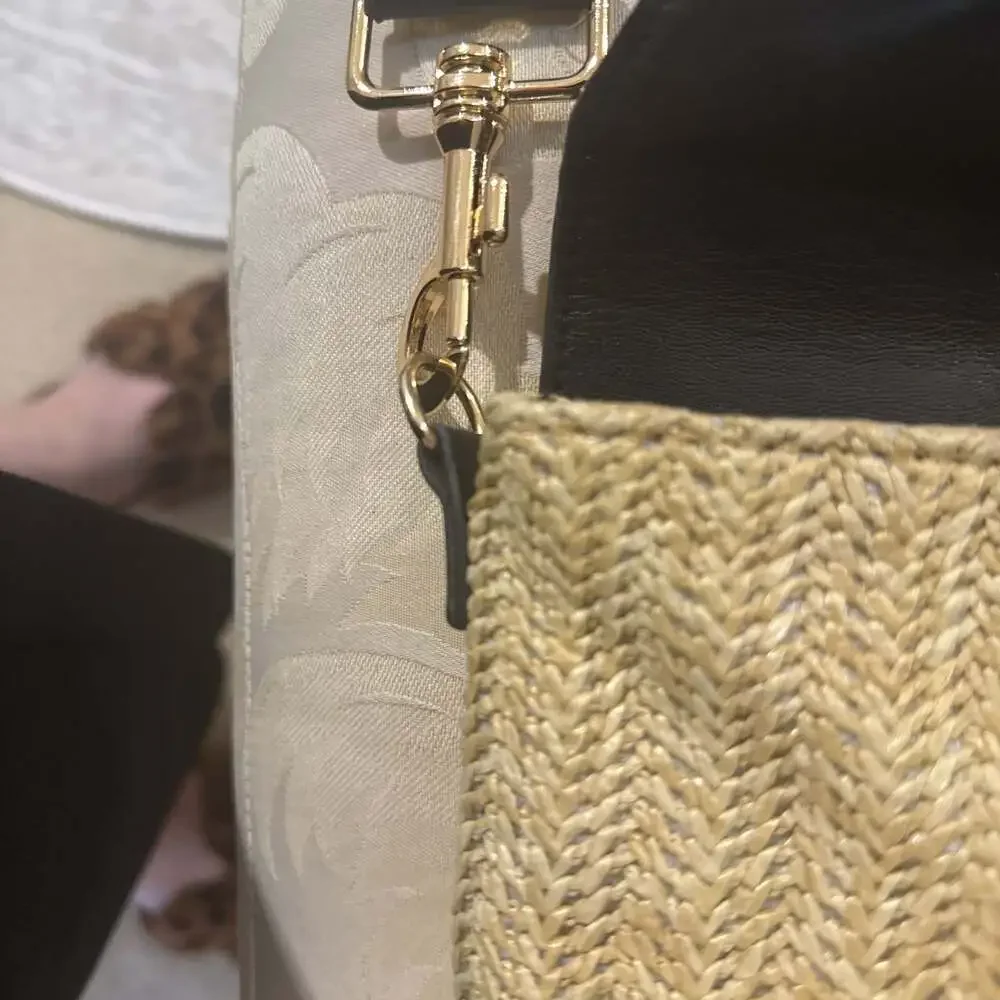 Ahdorned Camilla Raffia Crossbody Bag‎